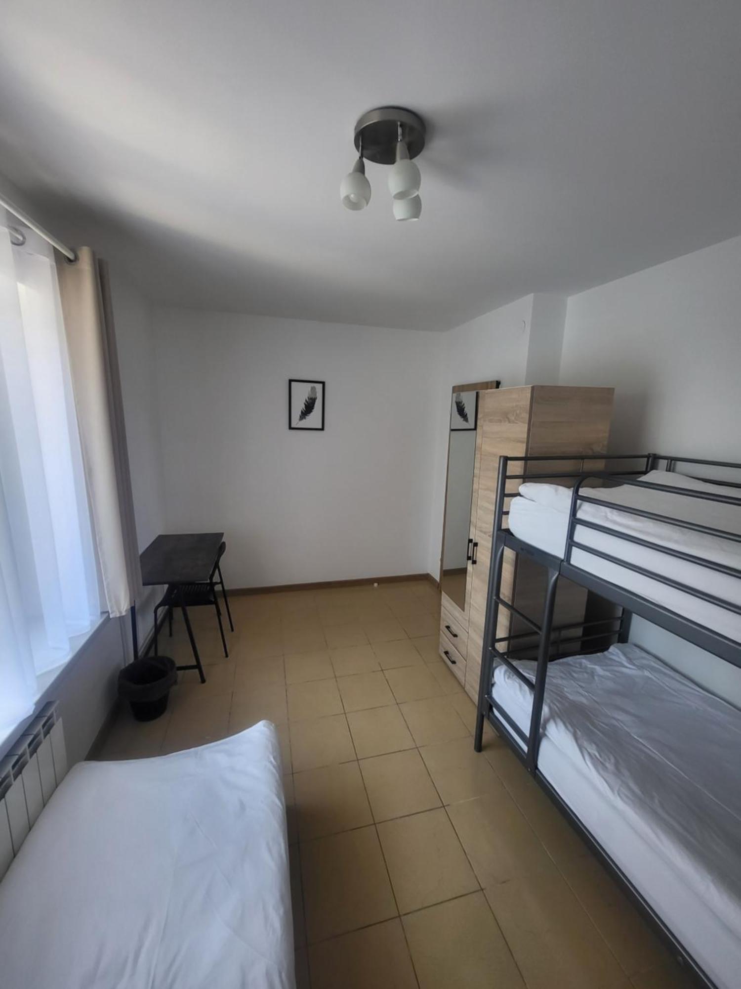 Rooms4Rest Popularna - Private Rooms For Tourists - Atr Consulting Sp, Z O,O, Warschau Exterior foto