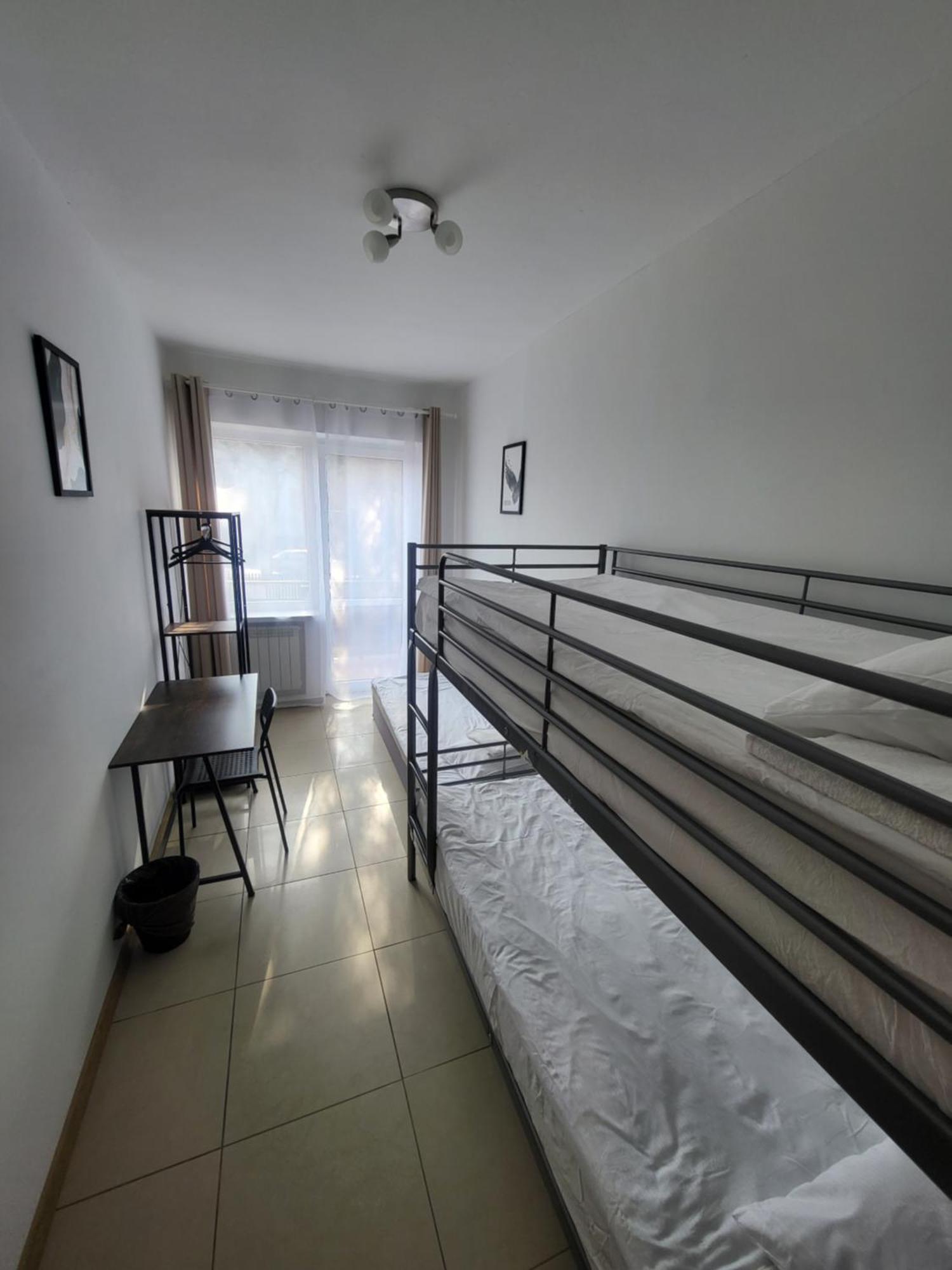 Rooms4Rest Popularna - Private Rooms For Tourists - Atr Consulting Sp, Z O,O, Warschau Exterior foto