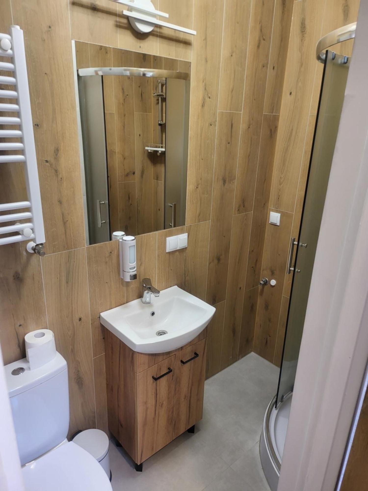 Rooms4Rest Popularna - Private Rooms For Tourists - Atr Consulting Sp, Z O,O, Warschau Exterior foto