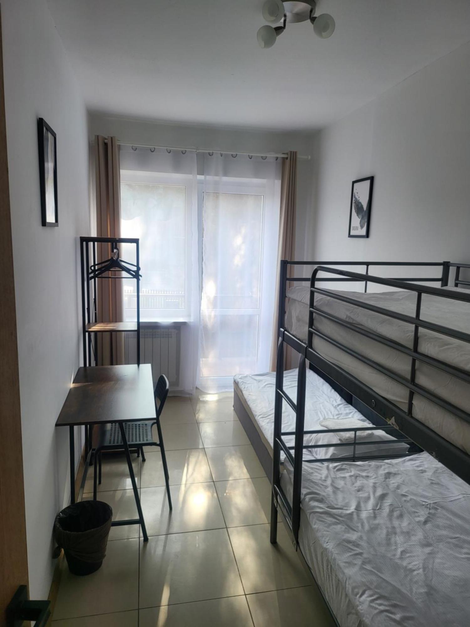Rooms4Rest Popularna - Private Rooms For Tourists - Atr Consulting Sp, Z O,O, Warschau Exterior foto