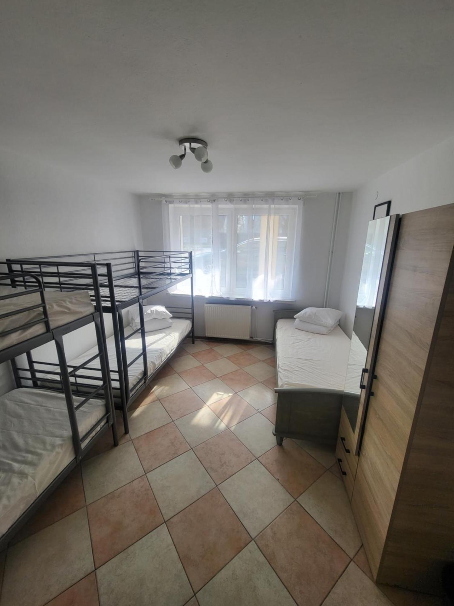 Rooms4Rest Popularna - Private Rooms For Tourists - Atr Consulting Sp, Z O,O, Warschau Exterior foto