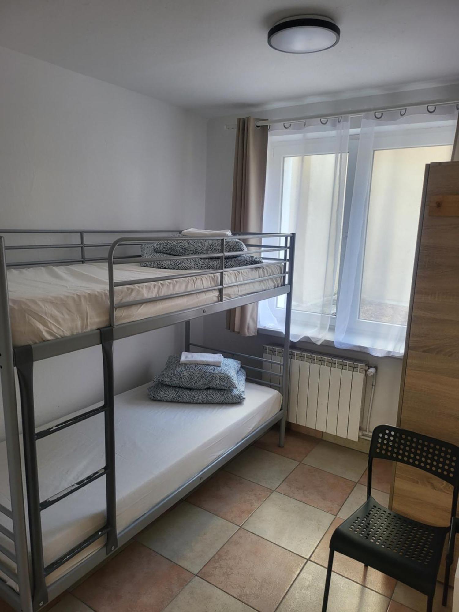 Rooms4Rest Popularna - Private Rooms For Tourists - Atr Consulting Sp, Z O,O, Warschau Exterior foto