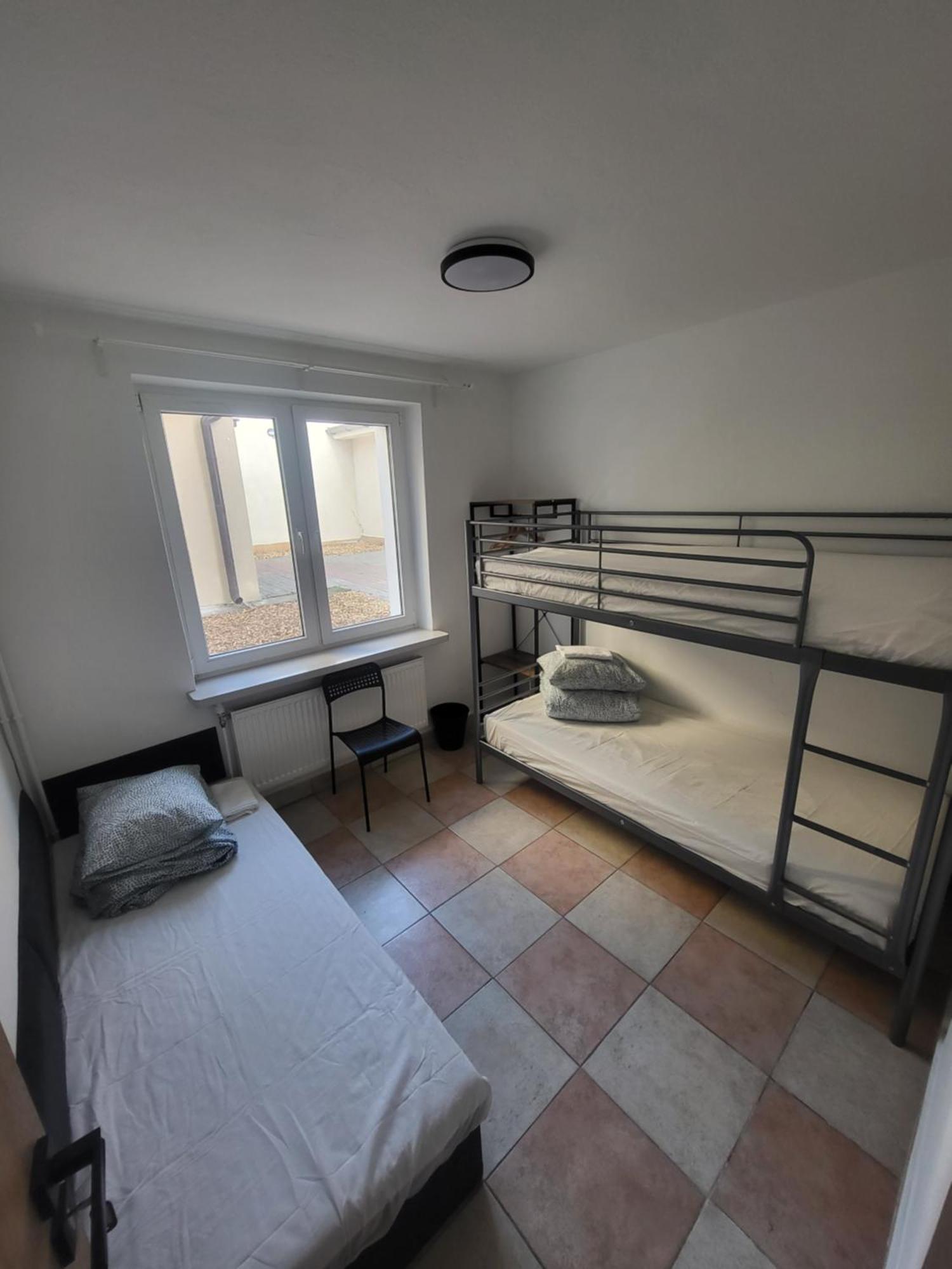 Rooms4Rest Popularna - Private Rooms For Tourists - Atr Consulting Sp, Z O,O, Warschau Exterior foto