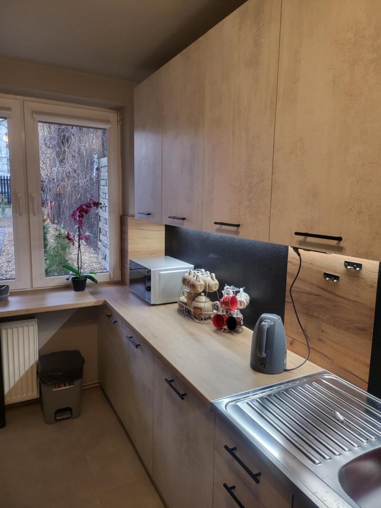 Rooms4Rest Popularna - Private Rooms For Tourists - Atr Consulting Sp, Z O,O, Warschau Exterior foto