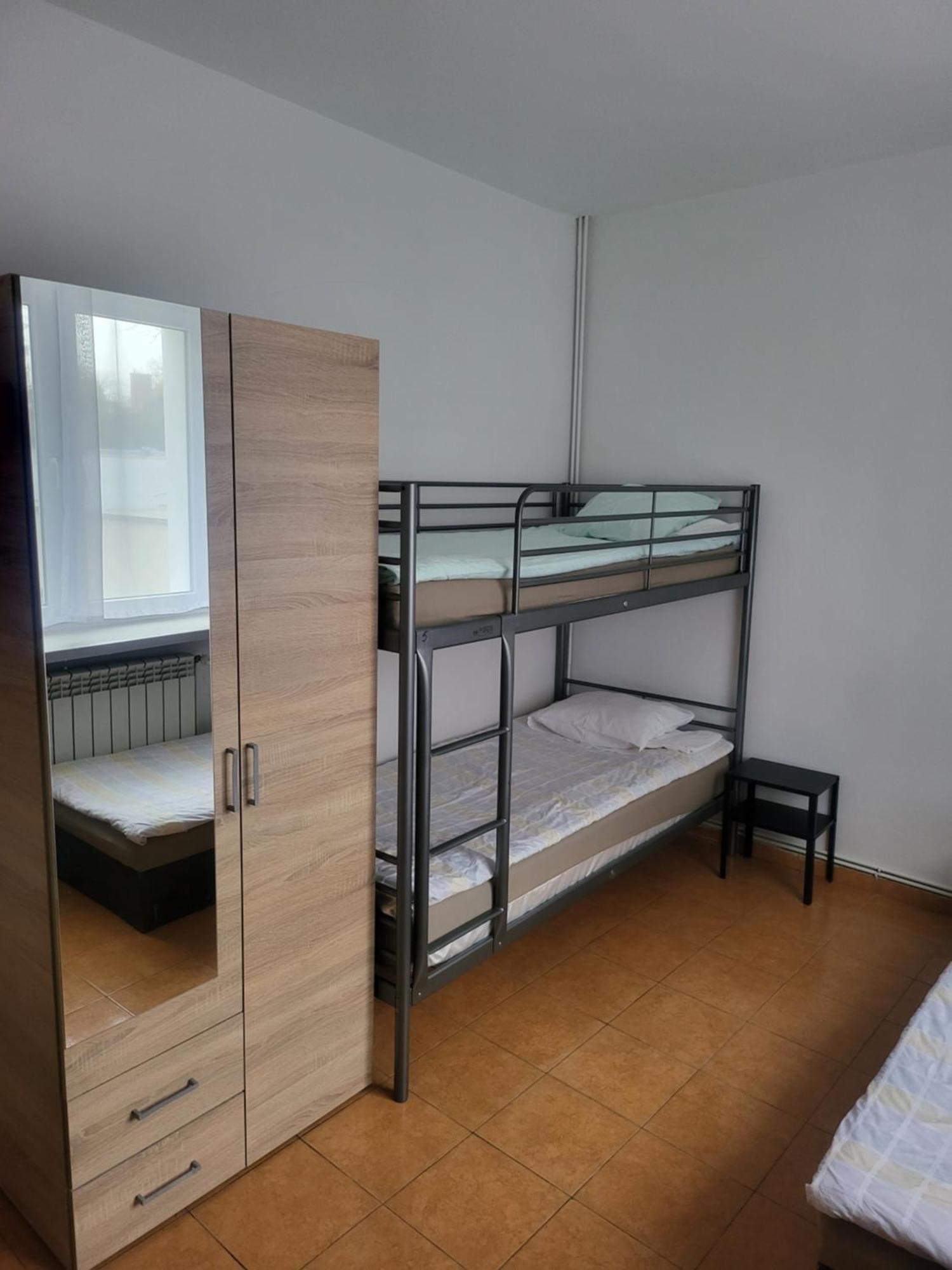 Rooms4Rest Popularna - Private Rooms For Tourists - Atr Consulting Sp, Z O,O, Warschau Exterior foto