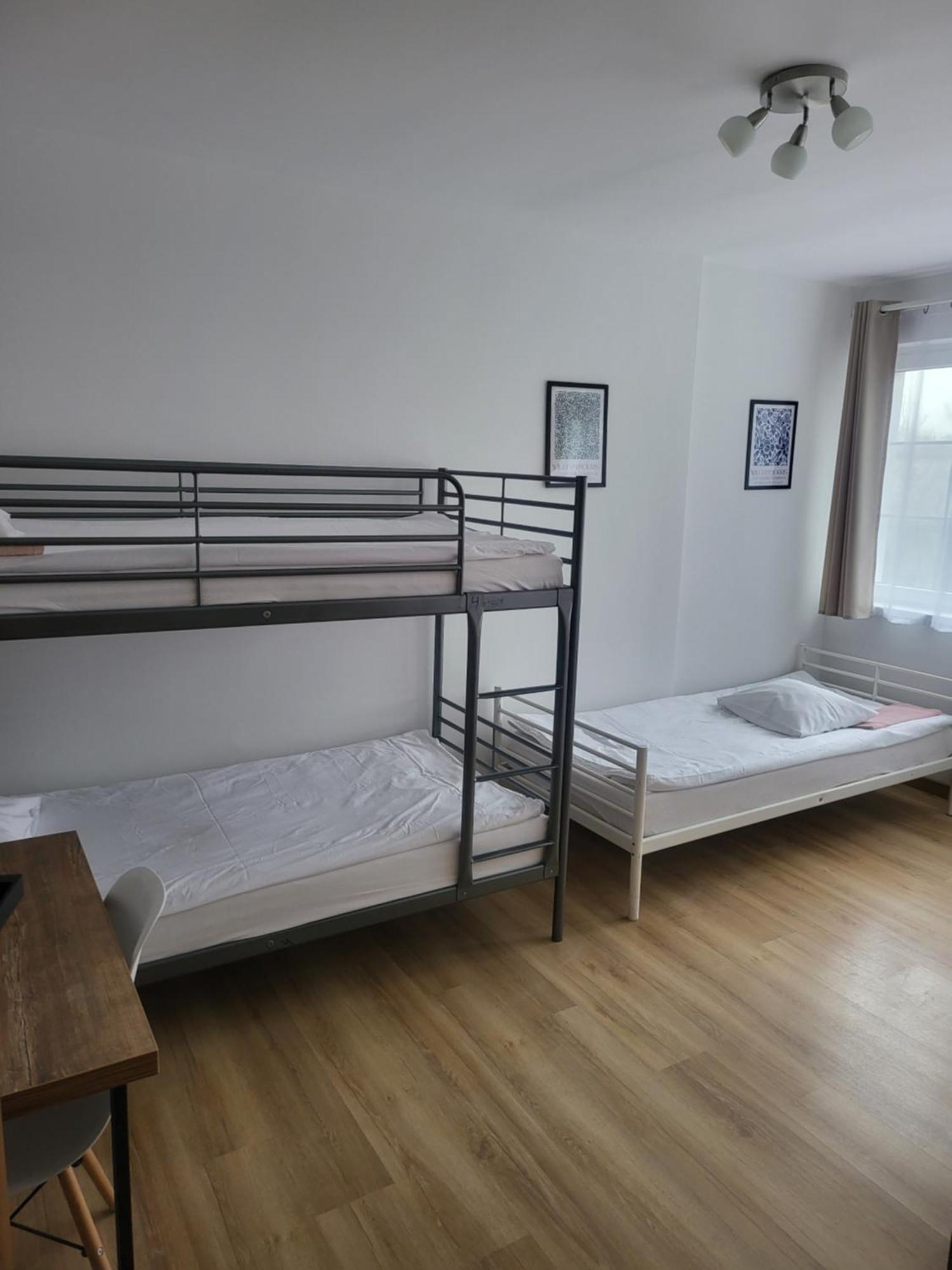 Rooms4Rest Popularna - Private Rooms For Tourists - Atr Consulting Sp, Z O,O, Warschau Exterior foto